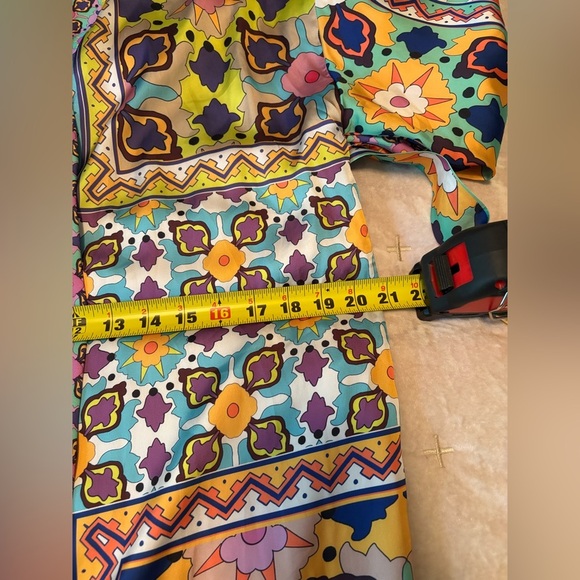 Zara Womens Geometric Satin Kimono Robe Size XS Flowy Festival Boho Hippie Beach - Picture 9 of 12